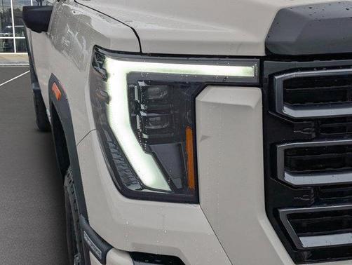 2026 GMC Sierra 2500 AT4