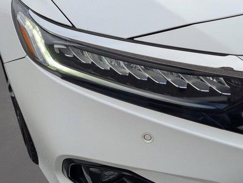 2022 Honda Accord Hybrid Touring