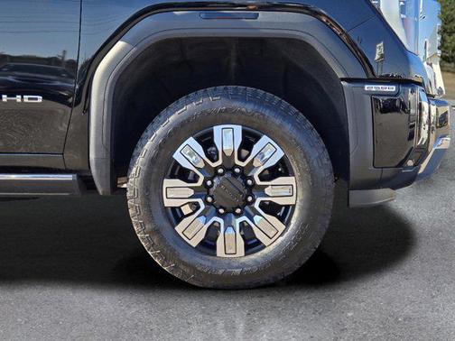 2024 GMC Sierra 2500 Denali