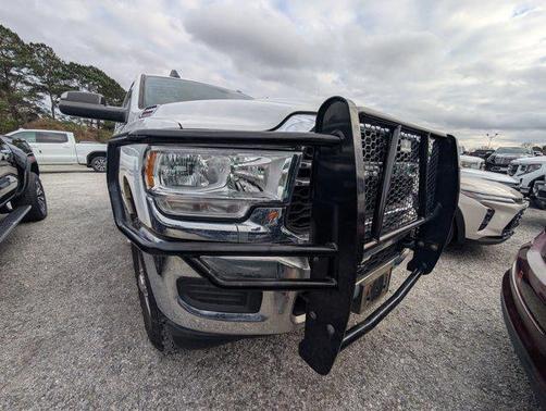 2021 RAM 2500 Tradesman Crew Cab 4x4 6'4' Box