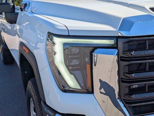 2026 GMC Sierra 2500 Base