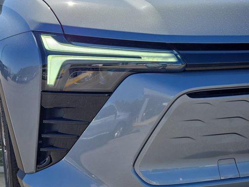 2025 Chevrolet Blazer EV eAWD LT