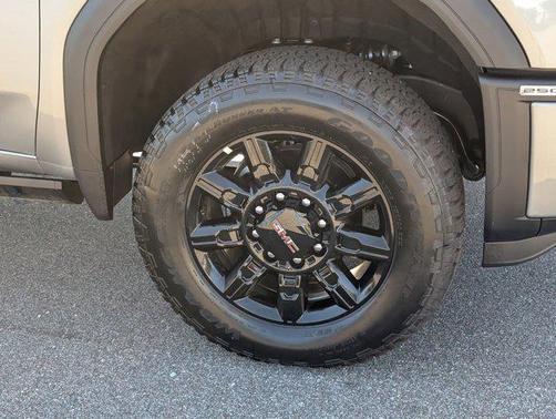 2026 GMC Sierra 2500 AT4