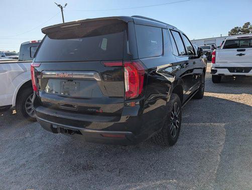 2023 GMC Yukon 4WD AT4