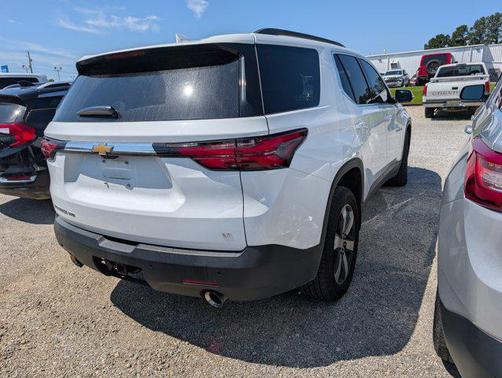 2022 Chevrolet Traverse LT Leather