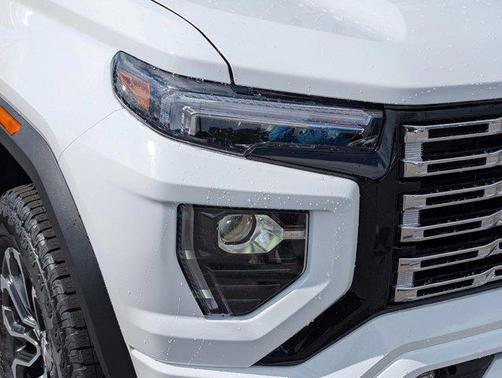 2025 GMC Canyon Denali