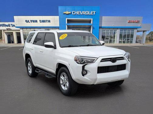 2022 Toyota 4Runner SR5