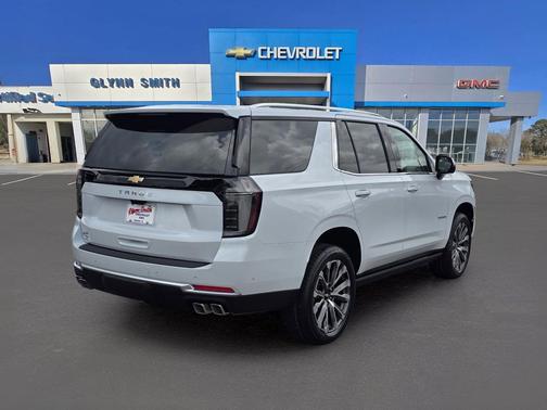 Polar White Tricoat 2026 Chevrolet Tahoe High Country