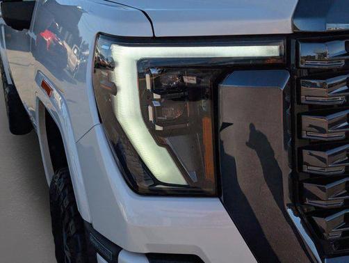 2024 GMC Sierra 2500 Denali Ultimate