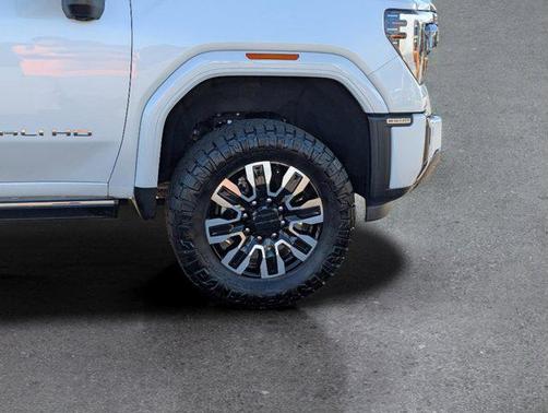 2024 GMC Sierra 2500 Denali Ultimate