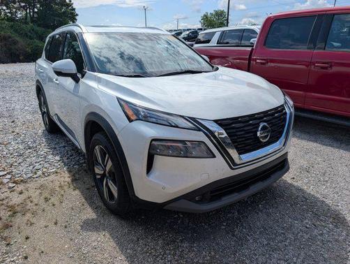 Pearl White Tricoat 2021 Nissan Rogue SL