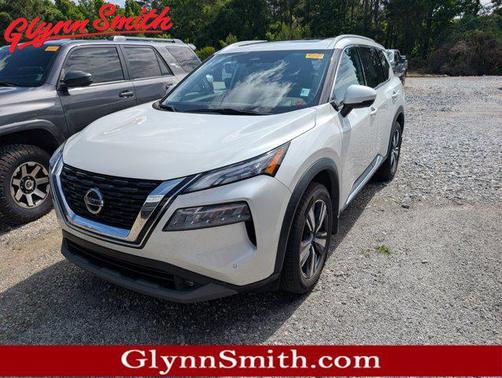 Pearl White Tricoat 2021 Nissan Rogue SL