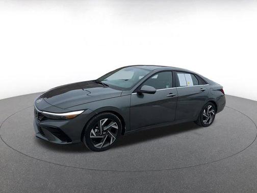 2025 Hyundai ELANTRA HEV Limited