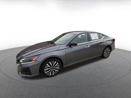 Gun Metallic 2025 Nissan Altima SV FWD