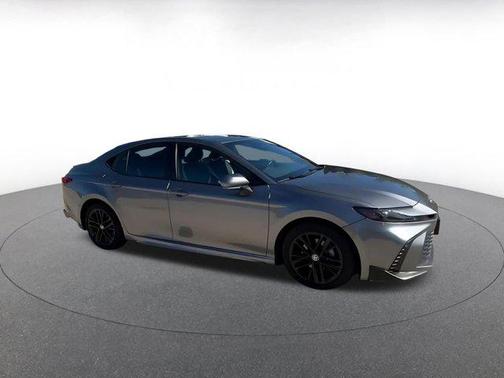 Heavy Metal 2025 Toyota Camry SE
