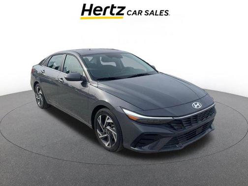 2025 Hyundai ELANTRA SEL