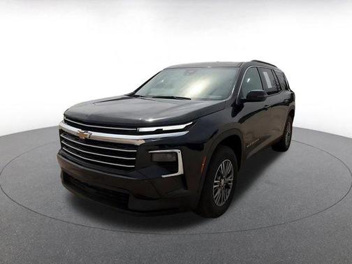 Mosaic Black Metallic 2025 Chevrolet Traverse LT