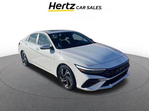 2025 Hyundai ELANTRA SEL