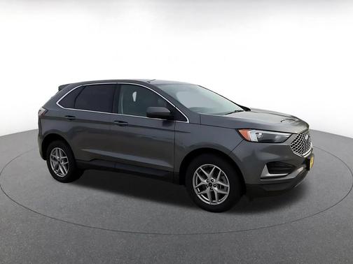 Carbonized Gray Metallic 2024 Ford Edge SEL