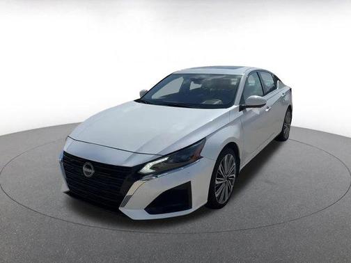 2024 Nissan Altima 2.5 SL