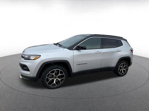 Silver Zynith Metallic Clearcoat 2025 Jeep Compass Limited