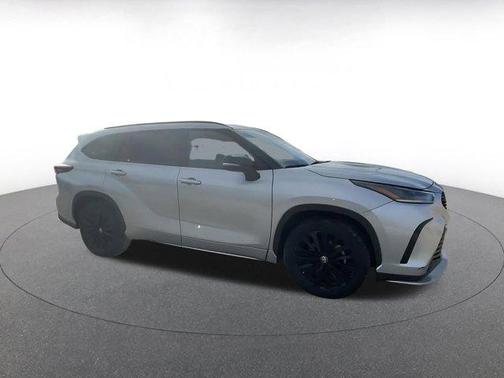 2024 Toyota Highlander XSE