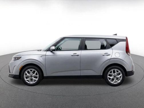 Steel Gray 2025 Kia Soul LX
