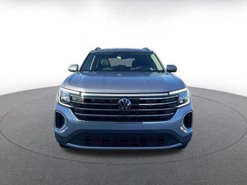 2025 Volkswagen Atlas 2.0T SE w/Technology 4MOTION