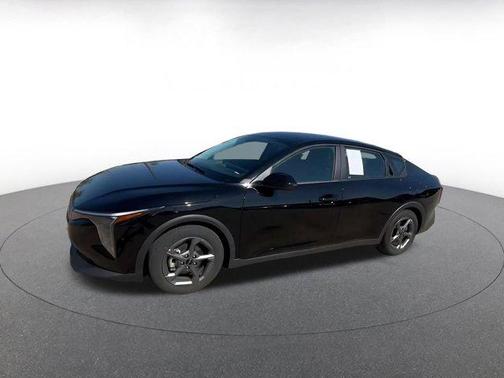 Aurora Black Pearl 2025 Kia K4 LXS