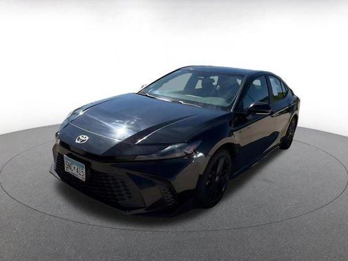 Black 2025 Toyota Camry SE