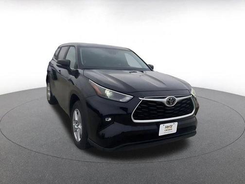 2025 Toyota Highlander LE