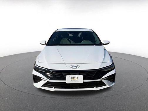 2025 Hyundai ELANTRA SEL