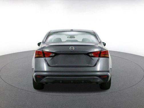 Gun Metallic 2025 Nissan Altima SV FWD