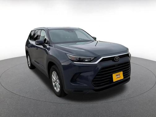 Storm Cloud 2025 Toyota Highlander LE