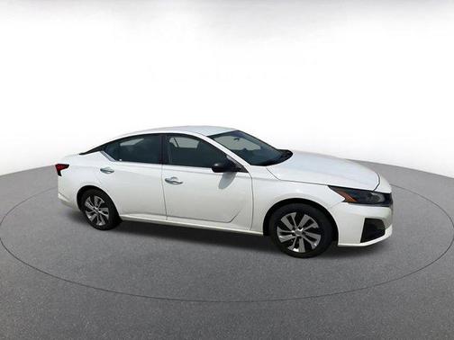 2024 Nissan Altima S FWD