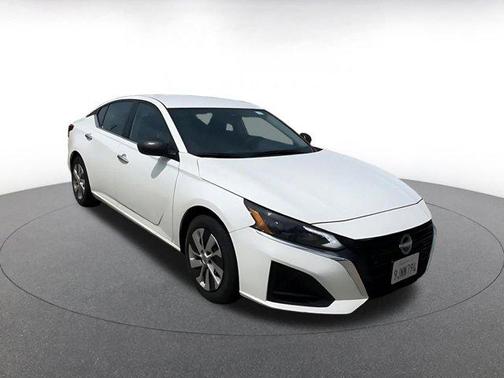 2024 Nissan Altima S FWD