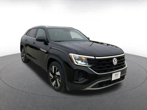 2025 Volkswagen Atlas Cross Sport 2.0T SE w/Technology 4MOTION