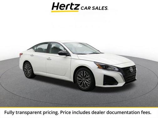 Glacier White 2025 Nissan Altima SV FWD