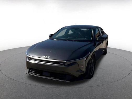 Interstellar Gray 2025 Kia K4 LXS