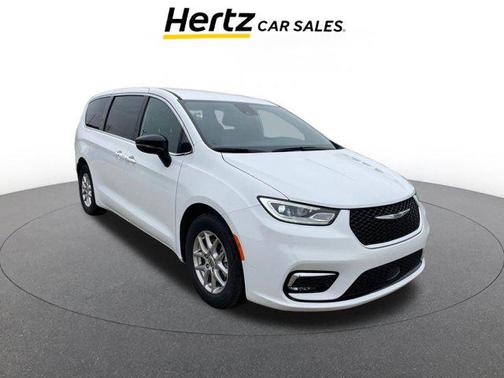 2025 Chrysler Pacifica L