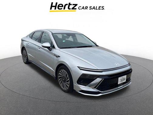 2024 Hyundai SONATA Hybrid SE