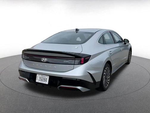 2024 Hyundai SONATA Hybrid SE