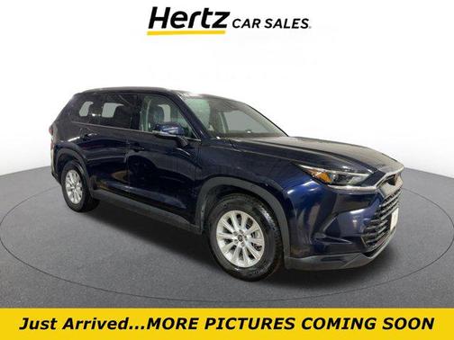 2025 Toyota Highlander LE