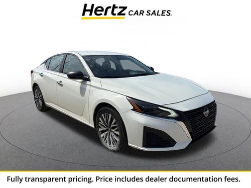 Glacier White 2025 Nissan Altima SV FWD