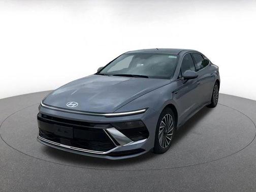 2024 Hyundai SONATA Hybrid SE