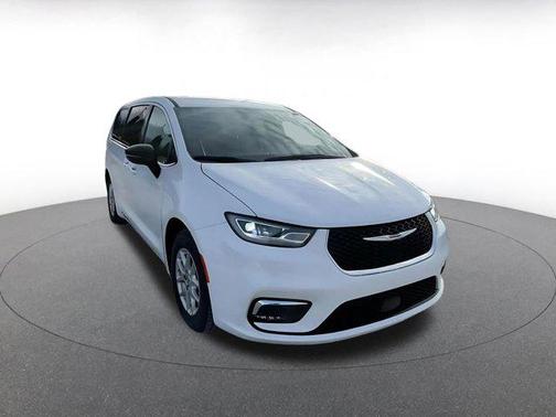 2025 Chrysler Pacifica L