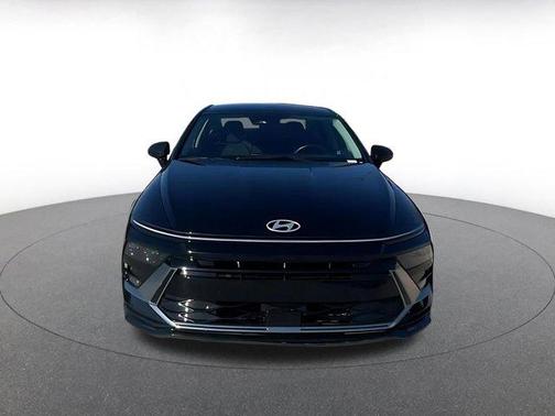 2025 Hyundai SONATA Hybrid SE