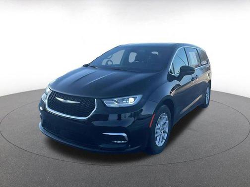 2025 Chrysler Pacifica L