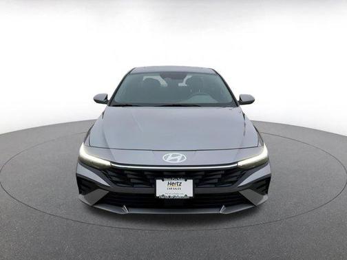 2025 Hyundai ELANTRA SEL