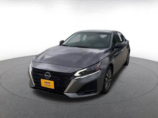 Gun Metallic 2025 Nissan Altima SV FWD